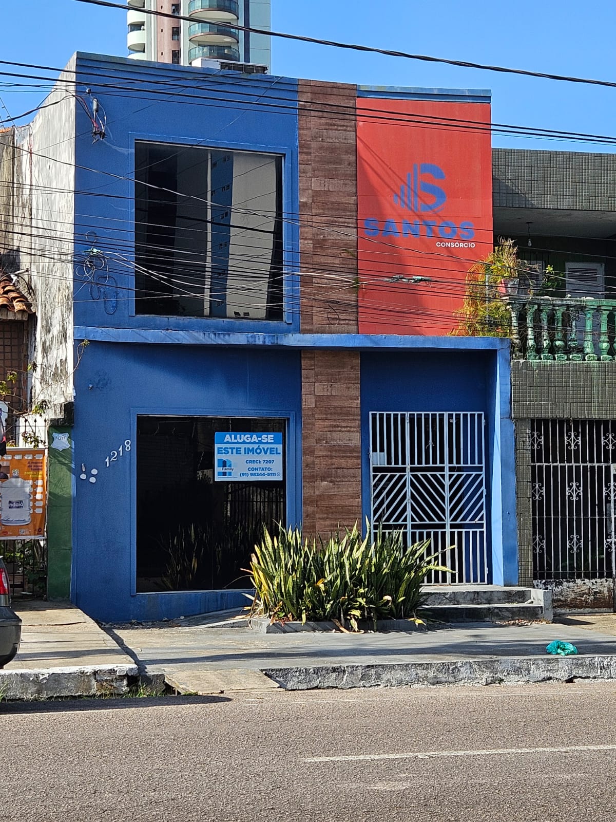 IMÓVEL RESIDENCIAL E COMERCIAL